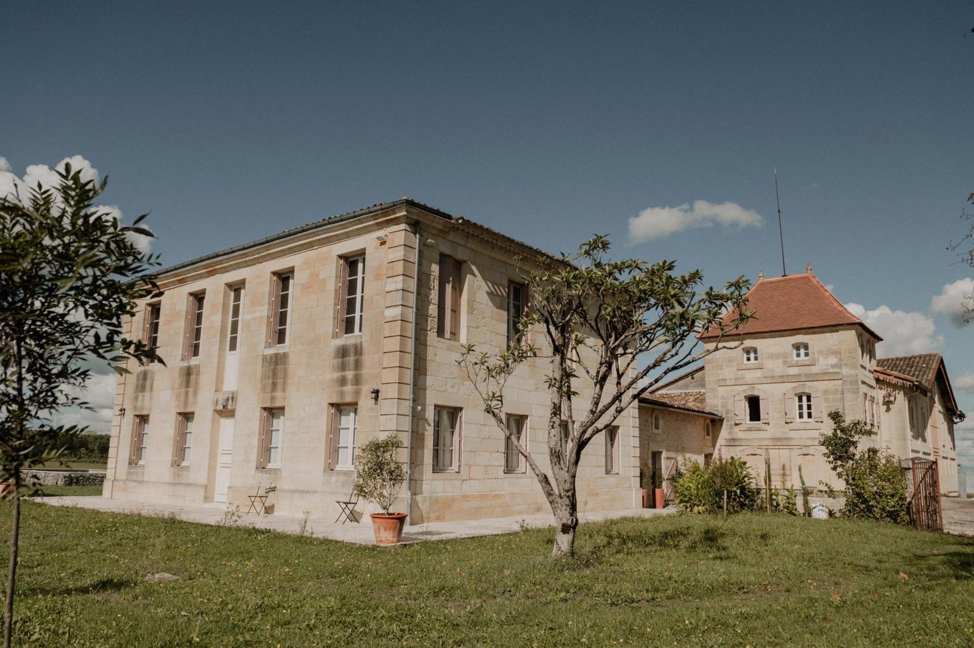 Chateau De La Vieille Chapelle Lugon et l'Ile du Carney Bagian luar foto