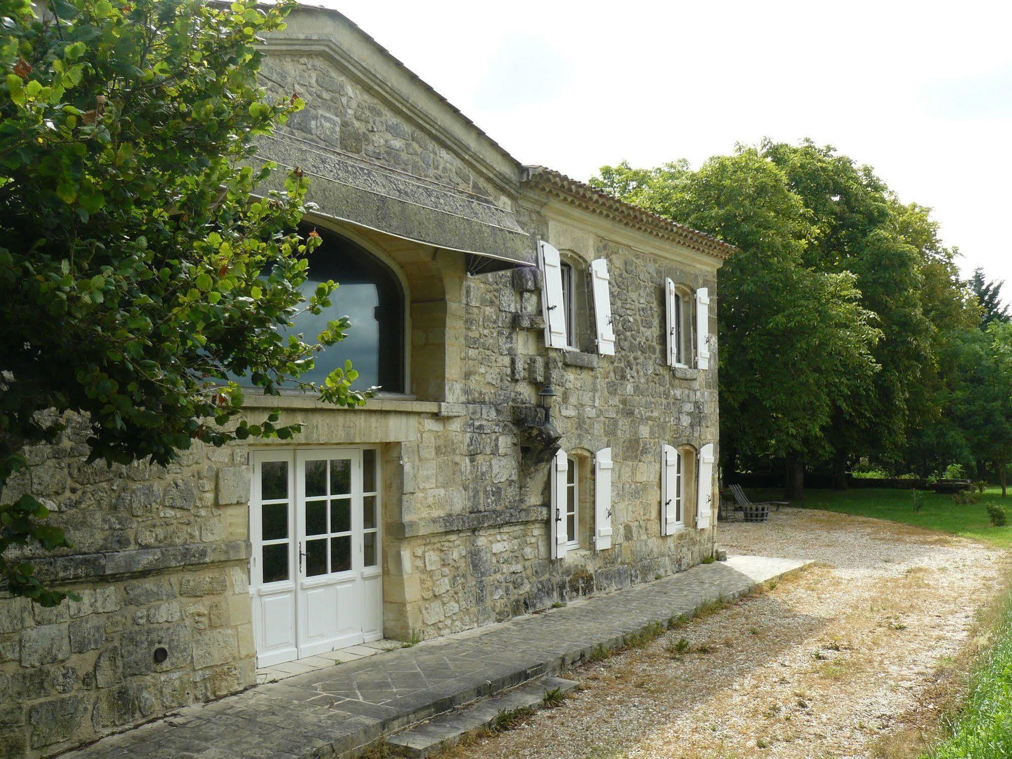 Chateau De La Vieille Chapelle Lugon et l'Ile du Carney Bagian luar foto