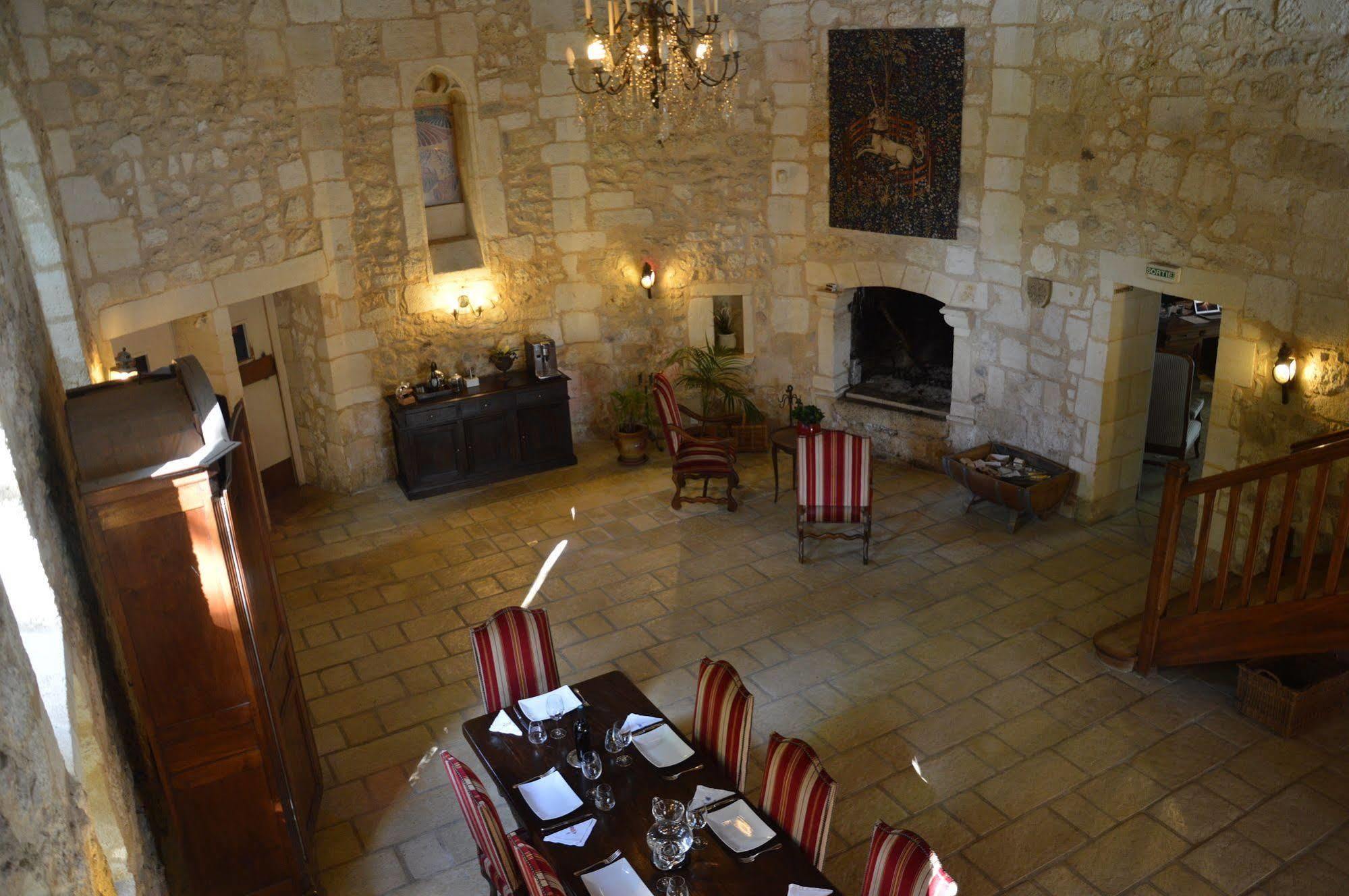 Chateau De La Vieille Chapelle Lugon et l'Ile du Carney Bagian luar foto